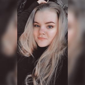 Meet your Posher, Abigail